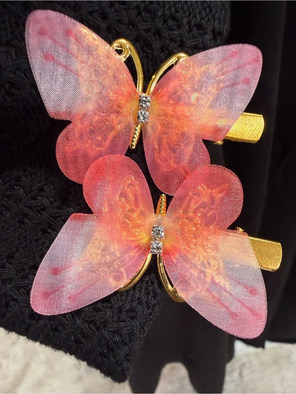 ARATTA Delicate Pink Butterfly Hair Clips - Set of 2